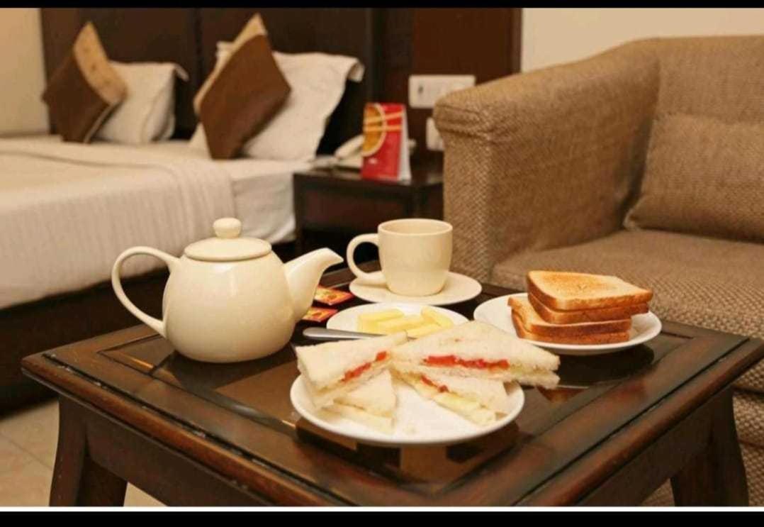 Hotel O Airport Plaza By Palace نيودلهي المظهر الخارجي الصورة