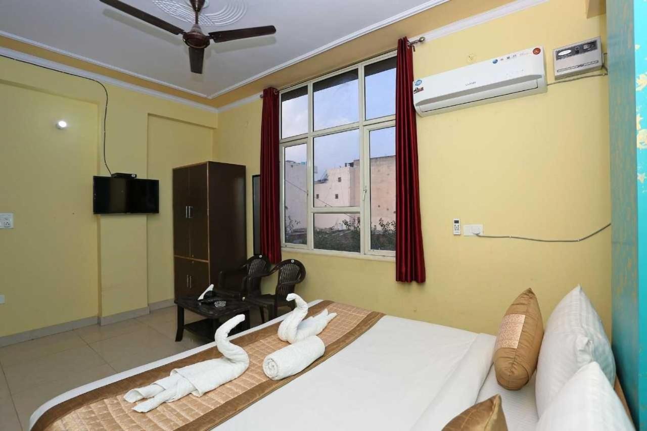 Hotel O Airport Plaza By Palace نيودلهي المظهر الخارجي الصورة